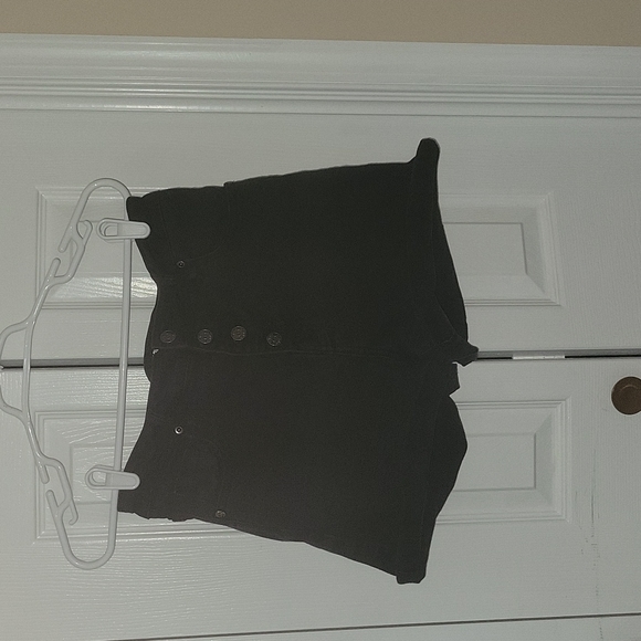 Hot Topic Denim High Rise Shorts - Picture 2 of 4